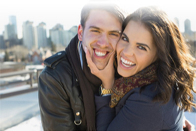 couple never doing laundry again popwash
